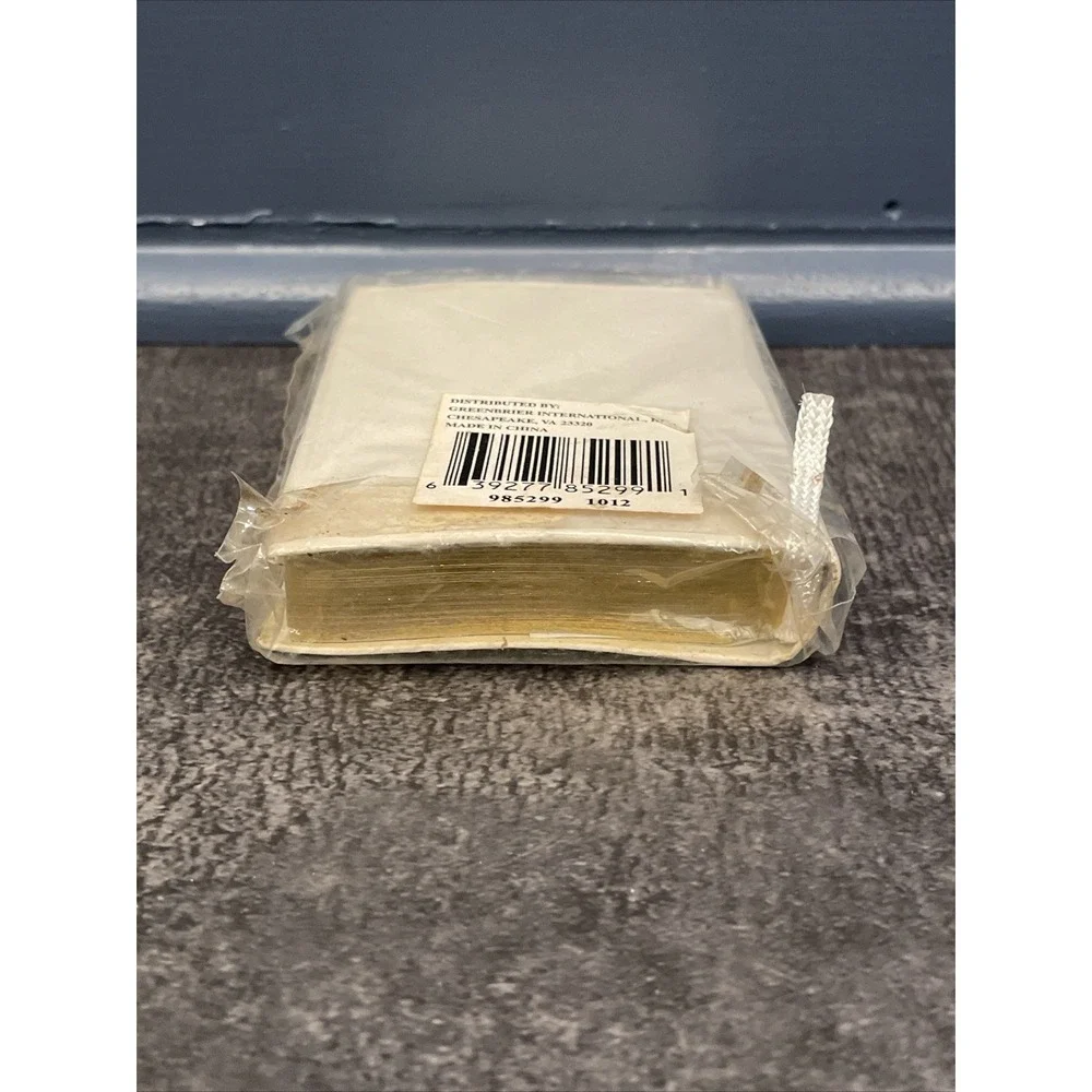 KJV New Testament Holy Bible (Pocket Size)